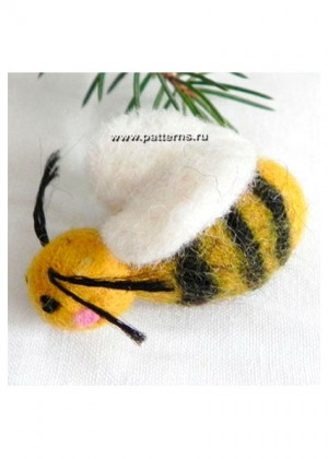 Войлочная игрушка "Улыбающаяся пчелка" (11847-2)