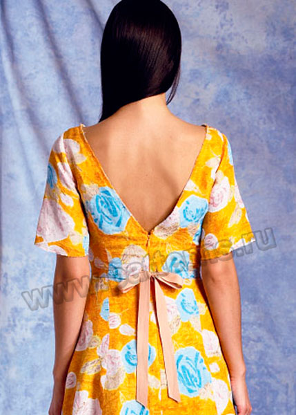 Выкройка Vogue — Платье с расклешенной юбкой и вырезом на спине - V1397